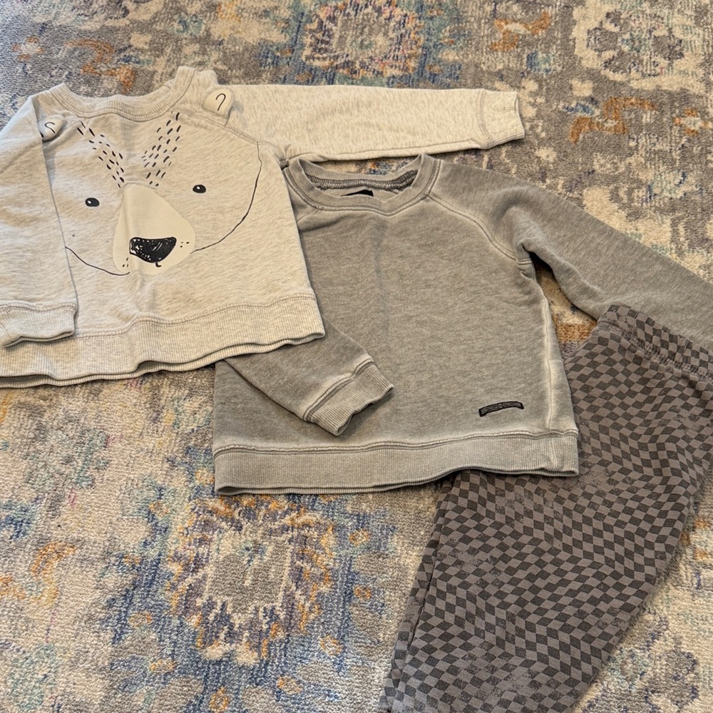 2T Gray Bear Print Toddler Outfit Set